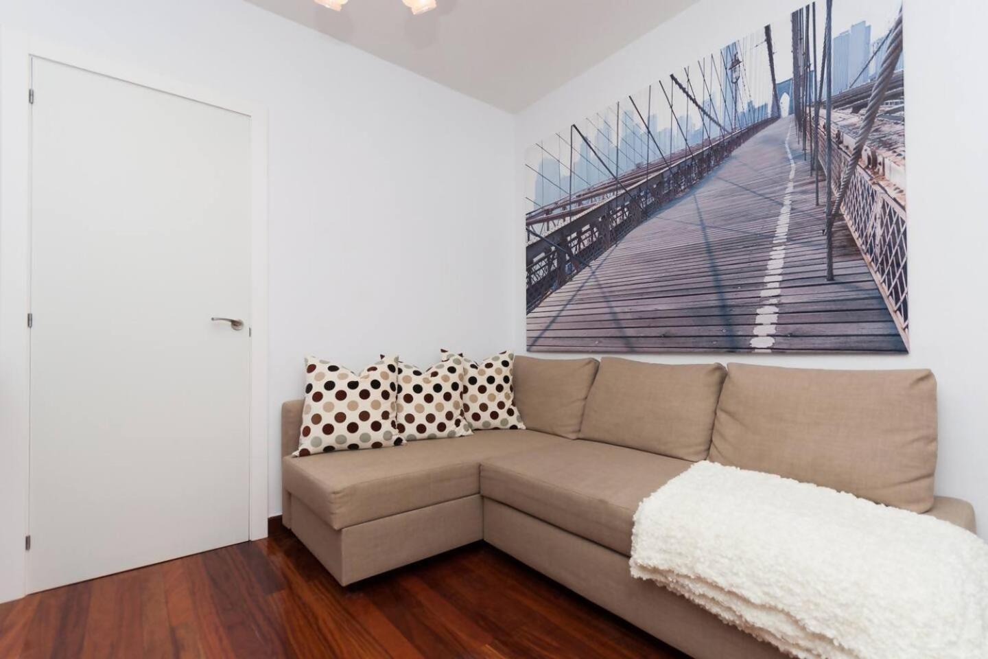 Apartamento Con Parking Privado Cerca De Zurriola San Sebastián Exterior foto